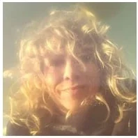 avatar met verwaaid haar